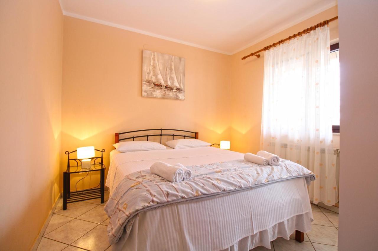Apartment Mirela 2145 Fažana Esterno foto
