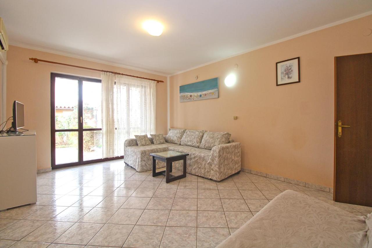 Apartment Mirela 2145 Fažana Esterno foto