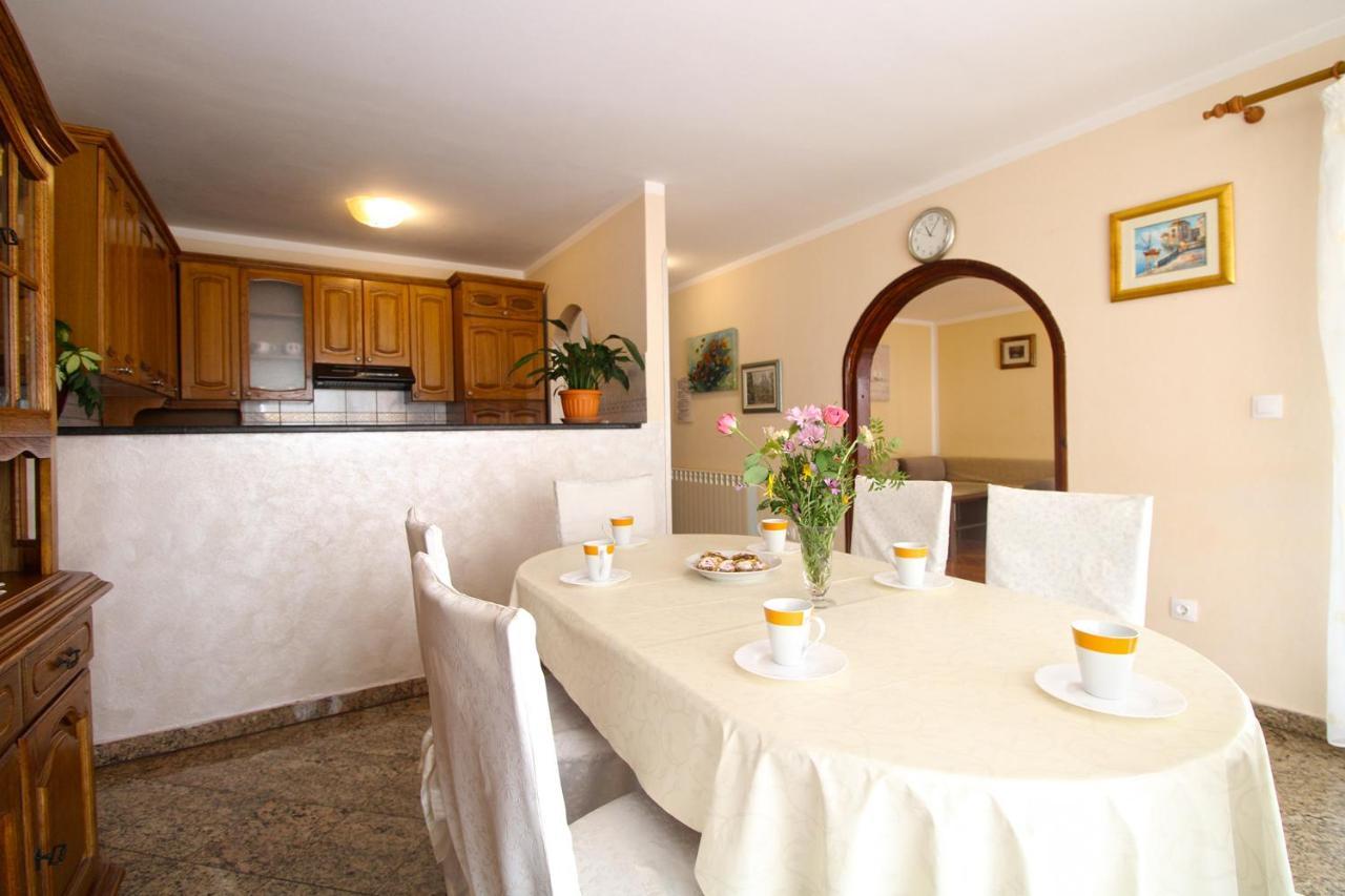 Apartment Mirela 2145 Fažana Esterno foto