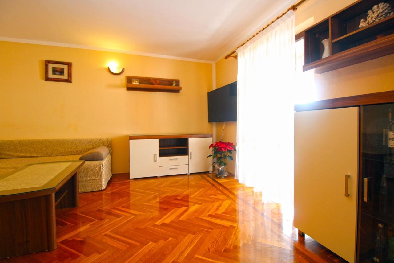 Apartment Mirela 2145 Fažana Esterno foto