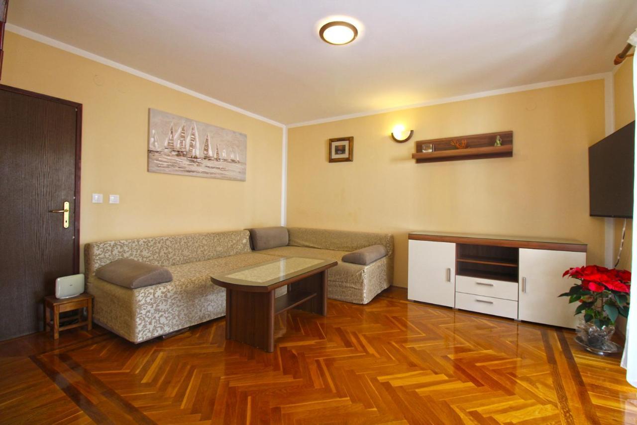 Apartment Mirela 2145 Fažana Esterno foto