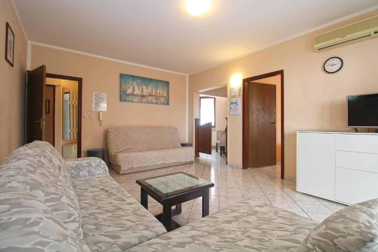 Apartment Mirela 2145 Fažana Esterno foto