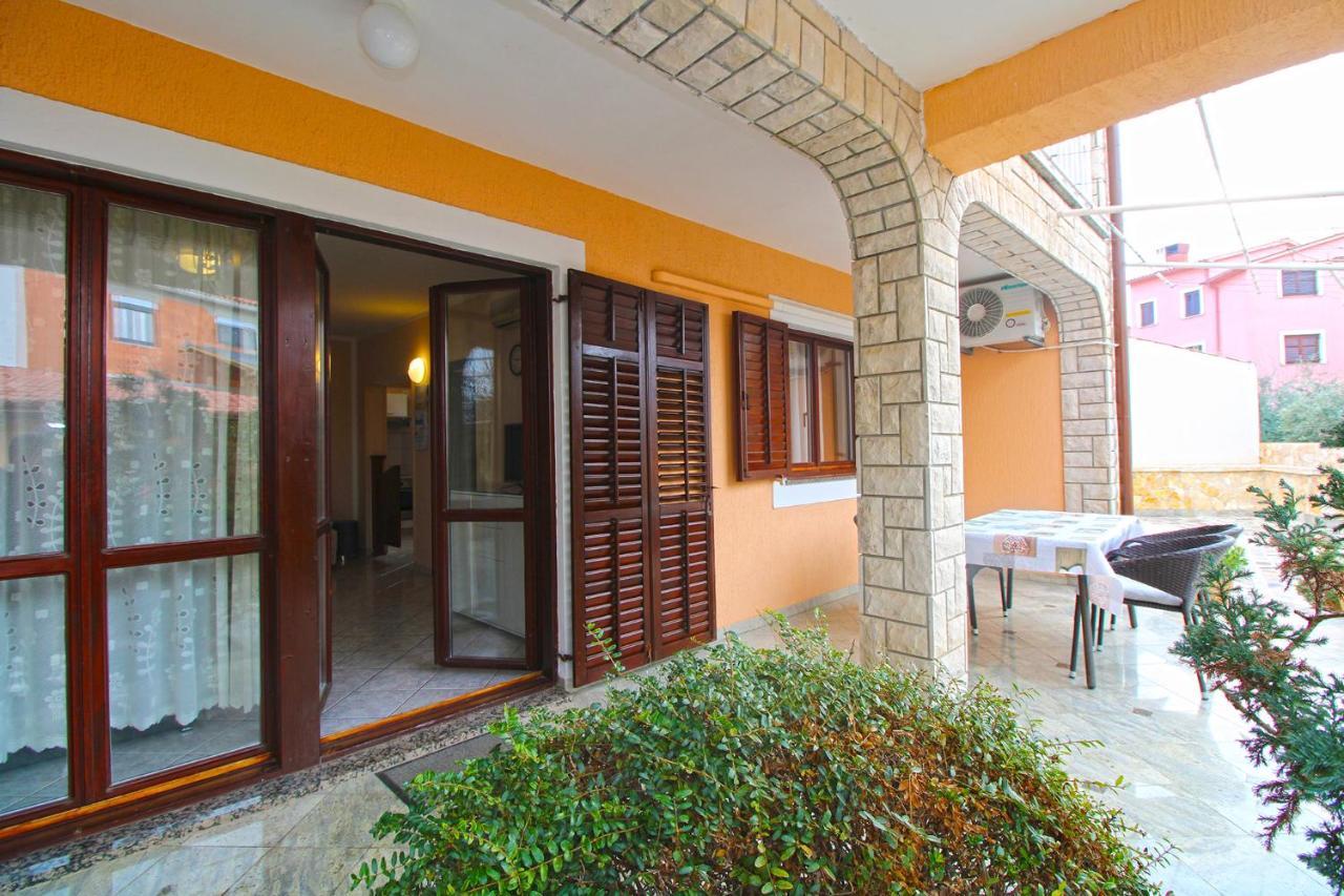 Apartment Mirela 2145 Fažana Esterno foto