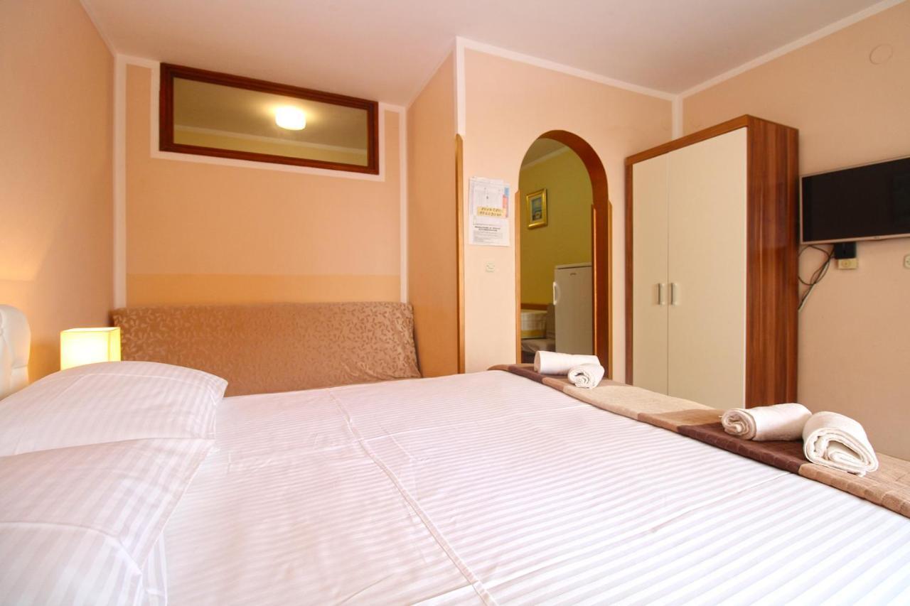 Apartment Mirela 2145 Fažana Esterno foto
